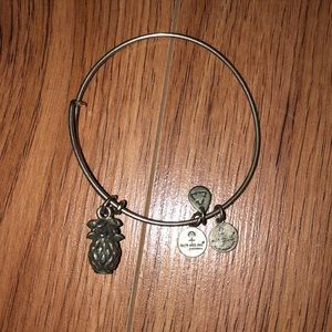 Pineapple alex & ani